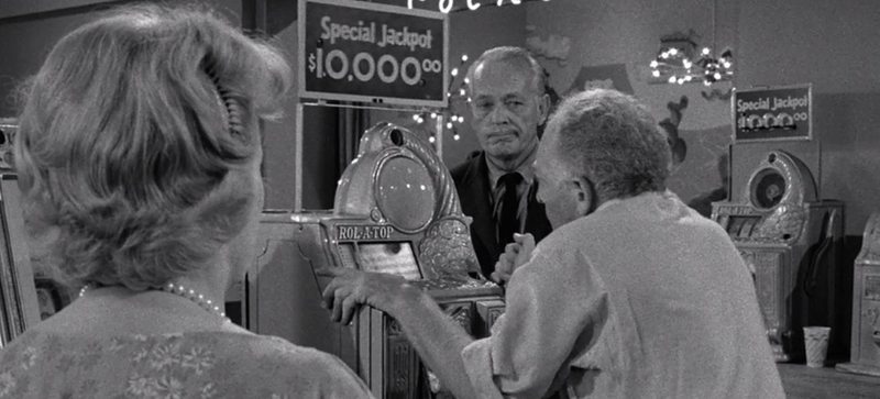Illustration for article titled The Complete Twilight Zone Marathon Viewer's Guide
